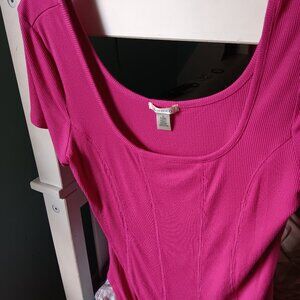 Maroon/pink scoop neck blouse